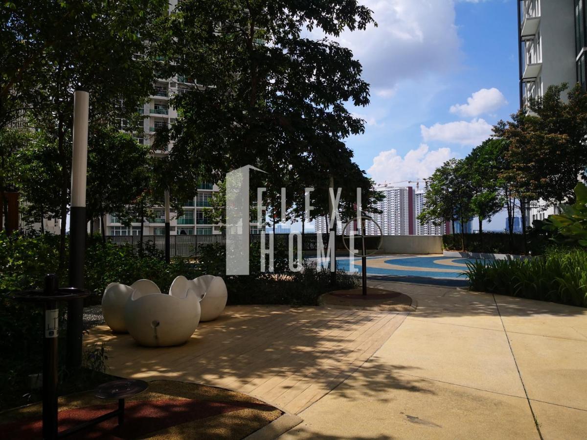 Spacious Big Room, Designed & Quiet Family Home, Eclipse In Cyberjaya By Flexihome-My Экстерьер фото